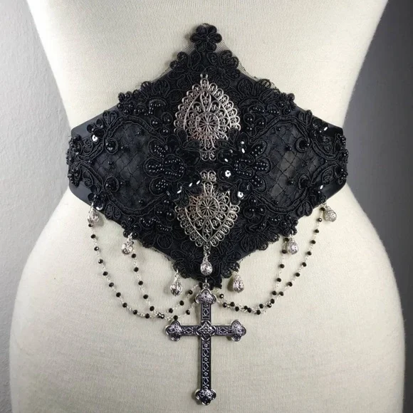 Set I bought off Etsy for over $200 and just added the headpiece - Picture 2 of 7